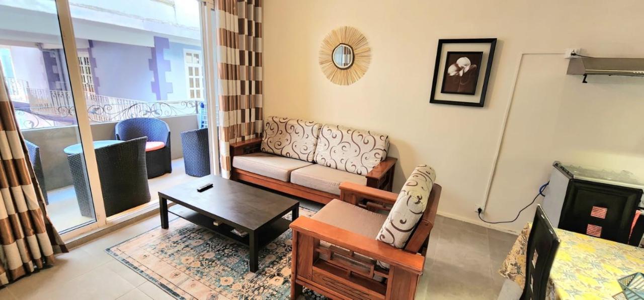 Number 5, Pebble Bay Appartments グランベ エクステリア 写真